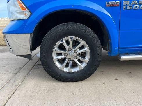 Used 2018 RAM 1500 SLT image 26