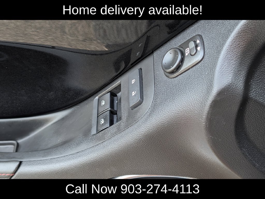Used 2015 Chevrolet Camaro ZL1 RWD image 25