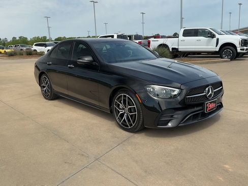 Used 2021 Mercedes-Benz E 350 4MATIC Sedan image 2