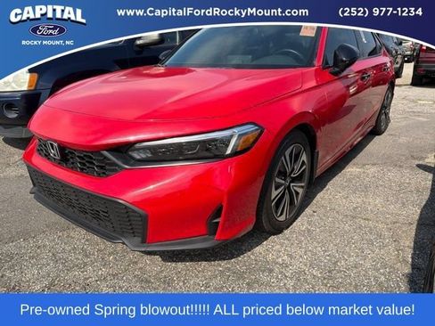 Used 2025 Honda Civic Sport image 1