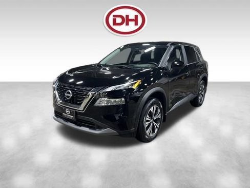 Used 2023 Nissan Rogue SV image 7