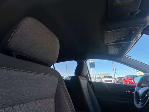 Used 2024 Chevrolet Equinox LT image 21