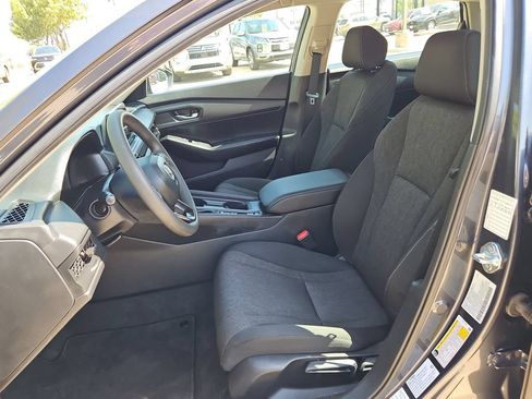 Used 2025 Honda Accord LX image 25