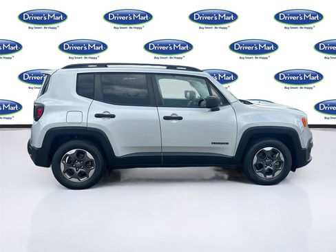 Used 2017 Jeep Renegade Sport w/ Power & Air Group image 9