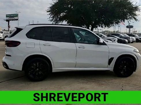 Used 2024 BMW X5 xDrive50e w/ M Sport Package image 9