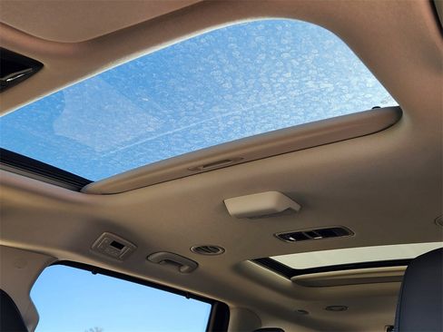 New 2026 Kia Carnival SX image 17