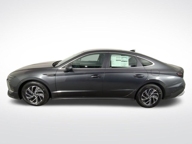 New 2026 Hyundai Sonata Blue FWD image 13