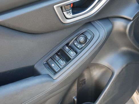 Used 2023 Subaru Forester Premium AWD/4WD image 19