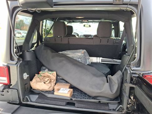 Used 2016 Jeep Wrangler Unlimited Sport w/ Quick Order Package 23S image 29