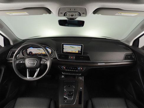 Used 2019 Audi Q5 Premium Plus w/ Premium Plus Package image 3