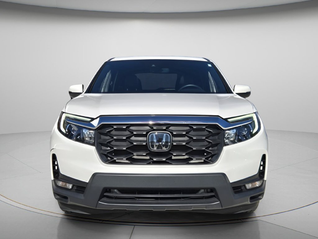 Certified 2025 Honda Passport EX-L image 9
