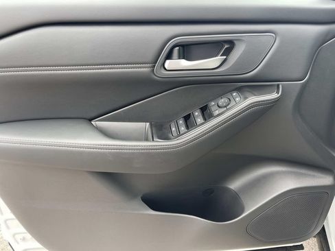 New 2026 Nissan Rogue Dark Armor FWD image 22