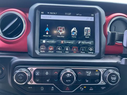 Used 2020 Jeep Gladiator Rubicon AWD/4WD image 18