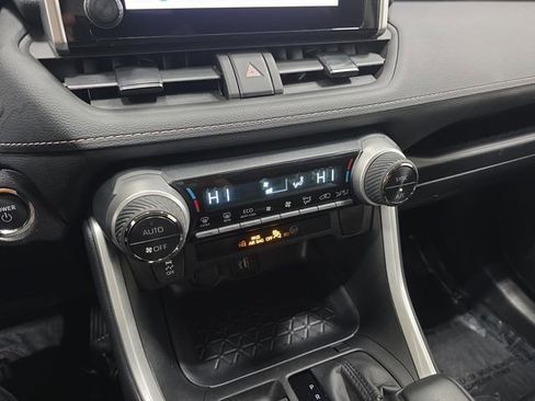 Certified 2025 Toyota RAV4 XLE image 21