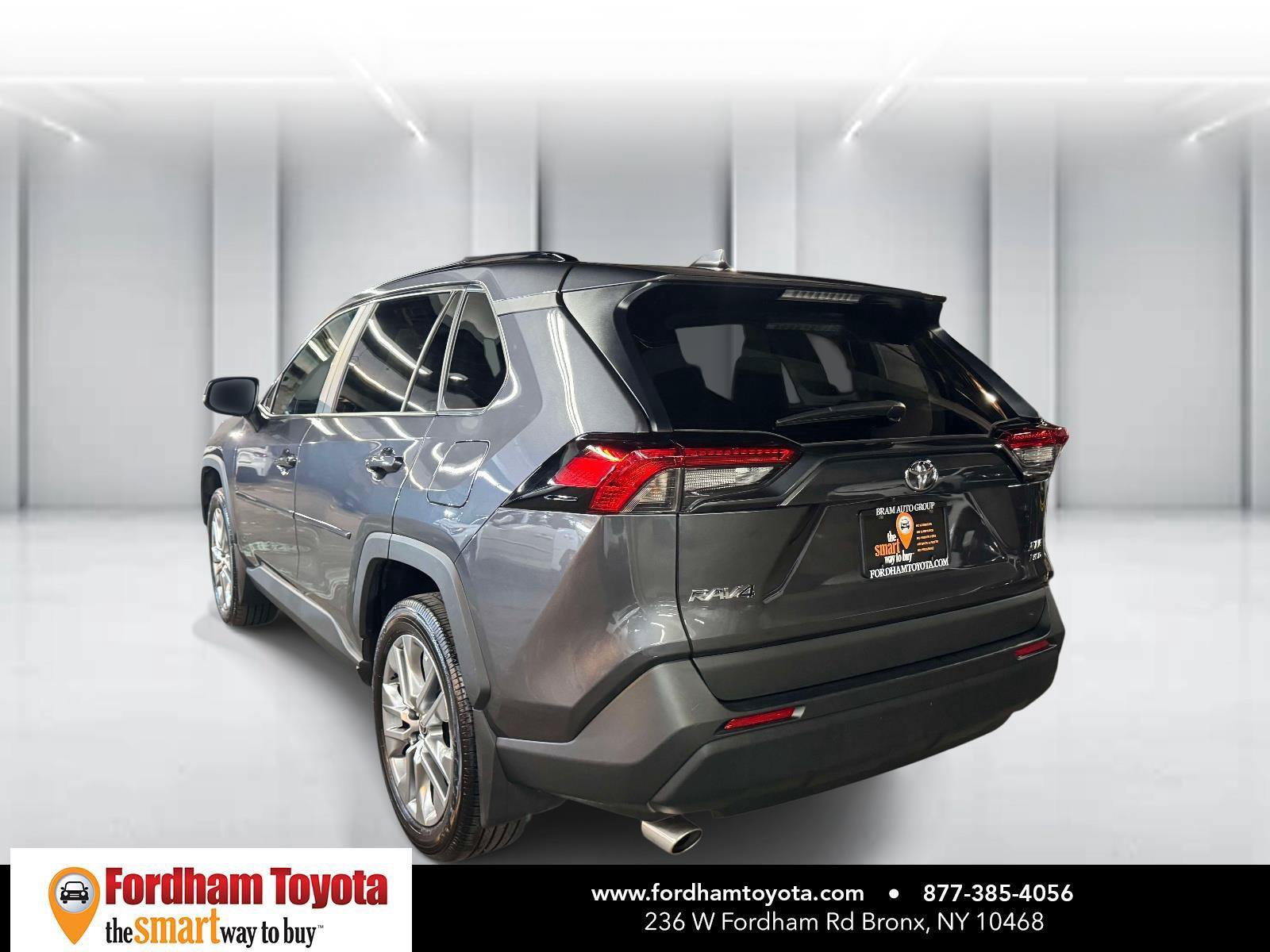 Used 2024 Toyota RAV4 XLE Premium w/ Weather Package AWD/4WD image 5