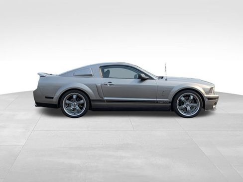 Used 2009 Ford Mustang Shelby GT500 RWD image 9