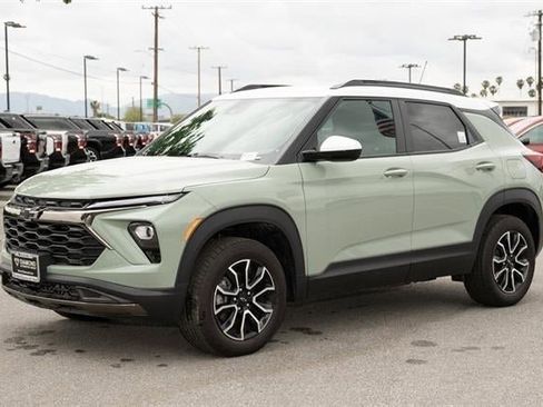 Used 2025 Chevrolet TrailBlazer ACTIV w/ Convenience Package image 8