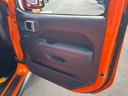 New 2025 Jeep Wrangler Willys image 27