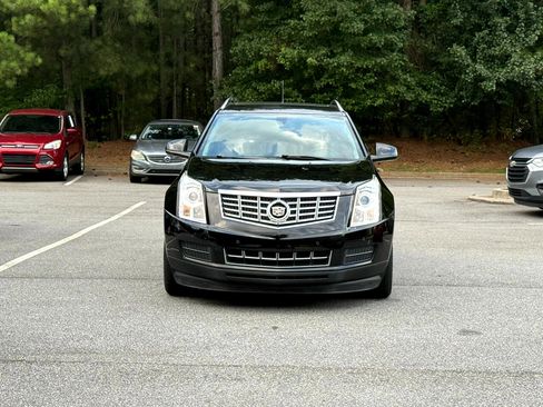 Used 2016 Cadillac SRX Luxury image 2