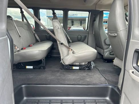 New 2026 Chevrolet Express 3500 LT w/ LT Preferred Equipment Group RWD image 25