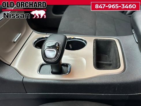 Used 2015 Jeep Grand Cherokee Laredo w/ Quick Order Package 23E image 16