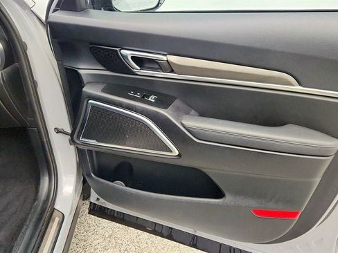 Used 2023 Kia Telluride SX X-Line image 28