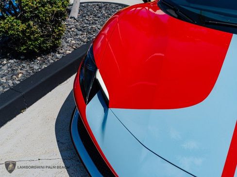 Used 2023 Ferrari 296 GTS RWD image 17