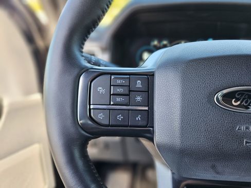 Certified 2022 Ford F150 Platinum w/ Equipment Group 701A High image 29