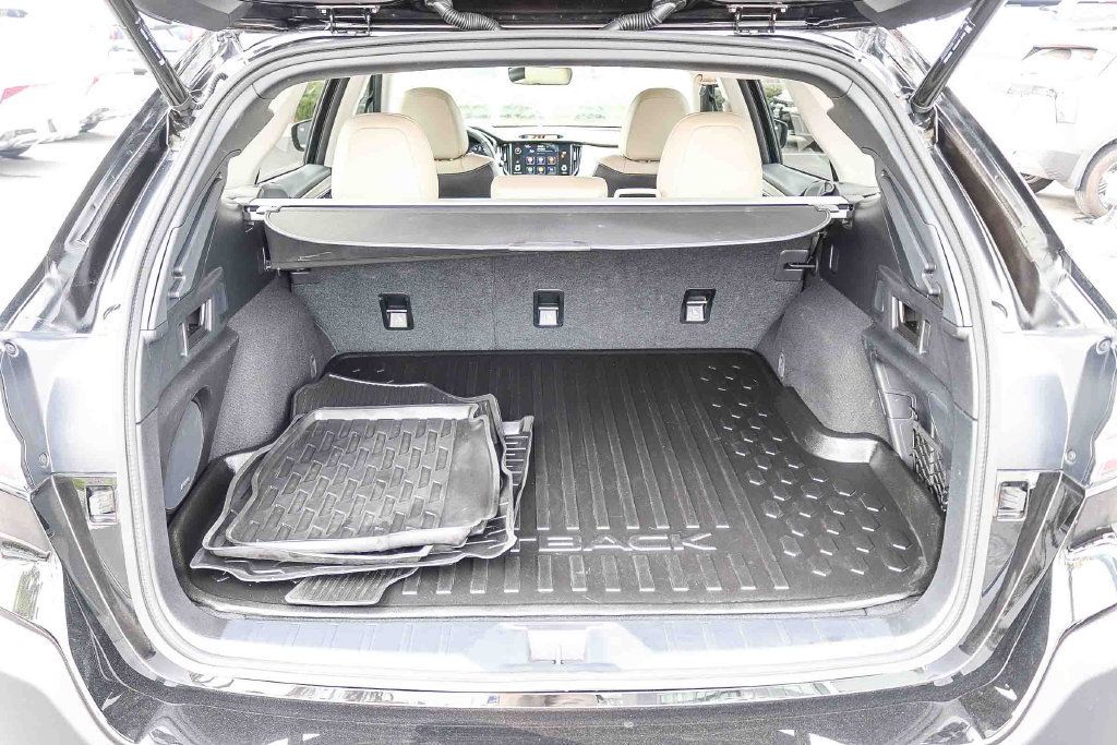 Certified 2024 Subaru Outback Limited AWD/4WD image 30