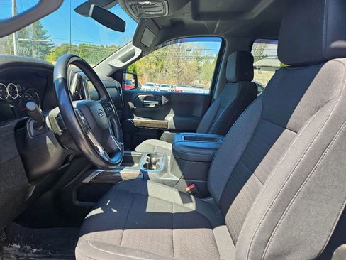 Used 2021 Chevrolet Silverado 1500 LT Trail Boss w/ Bed Protection Package AWD/4WD image 3