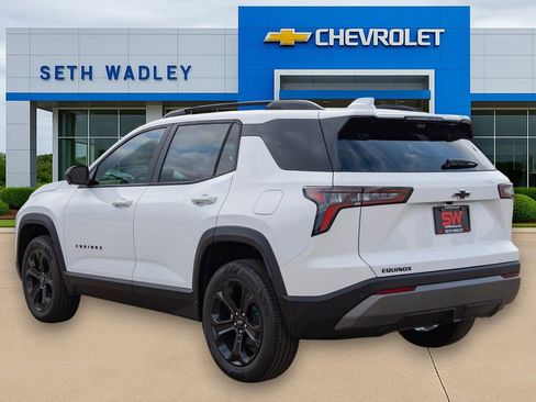 New 2026 Chevrolet Equinox LT w/ Convenience Package II image 5