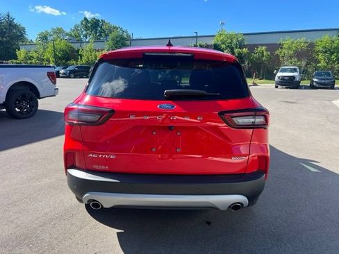 Used 2024 Ford Escape Active w/ Tech Pack #1 AWD/4WD image 6