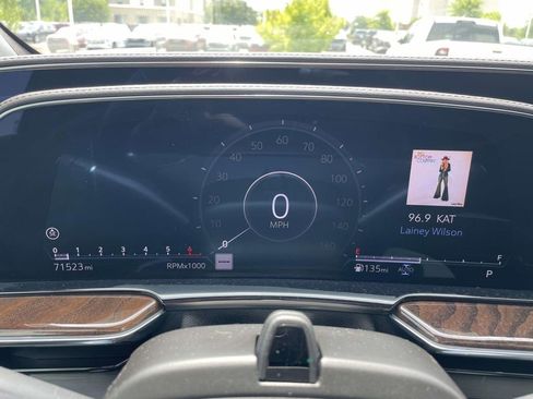 Used 2022 Cadillac Escalade Sport Platinum w/ Heavy-Duty Trailer Package AWD/4WD image 22