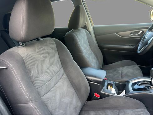 Used 2016 Nissan Rogue SV AWD/4WD image 26