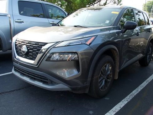 Used 2022 Nissan Rogue Sport S FWD image 3
