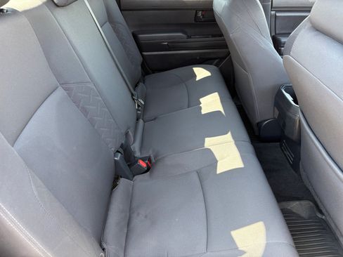 Used 2025 Toyota Tacoma SR5 AWD/4WD image 18
