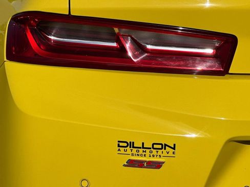 Used 2016 Chevrolet Camaro SS RWD image 24