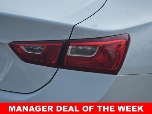 Used 2023 Chevrolet Malibu LS image 39