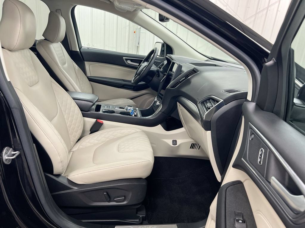 Used 2023 Ford Edge Titanium w/ Cargo Accessory Package AWD/4WD image 21