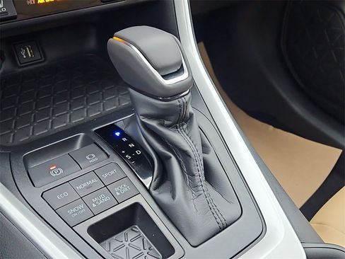 New 2025 Toyota RAV4 XLE Premium image 19
