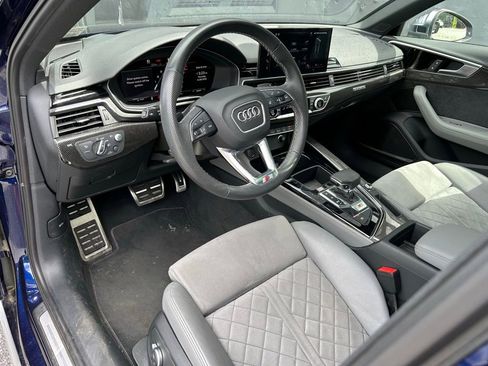 Used 2023 Audi S4 Prestige AWD/4WD image 4
