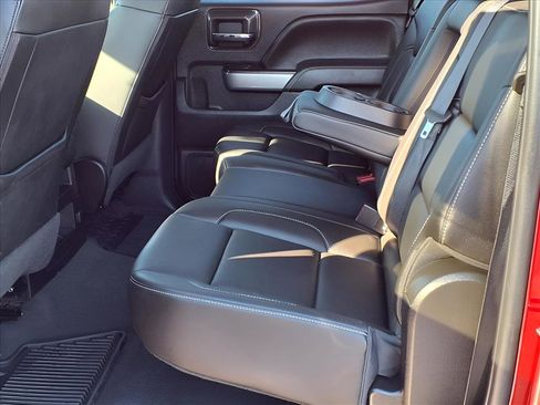 Used 2018 Chevrolet Silverado 1500 LT w/ All Star Edition image 13