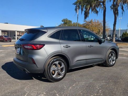 Used 2025 Ford Escape ST-Line image 4