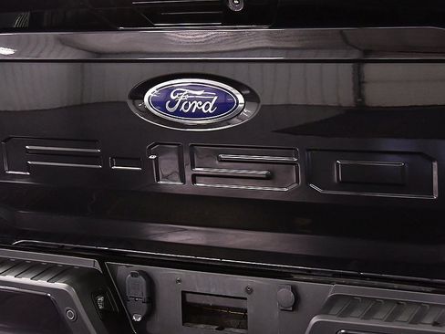 Used 2022 Ford F150 XLT w/ Equipment Group 302A High image 11