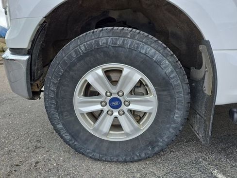 Used 2016 Ford F150 XLT w/ Equipment Group 301A Mid AWD/4WD image 9