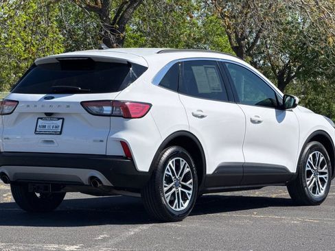 Used 2020 Ford Escape SEL image 4