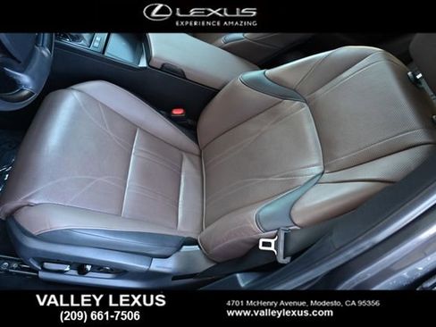 Used 2023 Lexus ES 300h 300h w/ Accessory Package (Z2) image 10