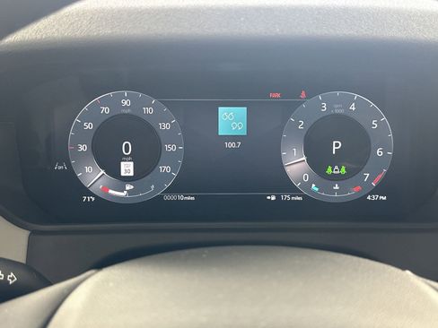 Used 2026 Land Rover Range Rover Velar S image 17