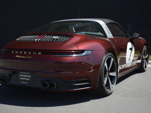 Certified 2021 Porsche 911 AWD/4WD image 7