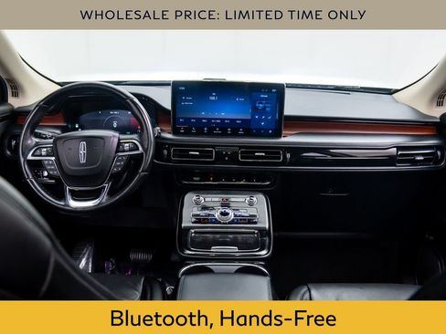 Used 2021 Lincoln Nautilus Reserve w/ Monochromatic Package image 9